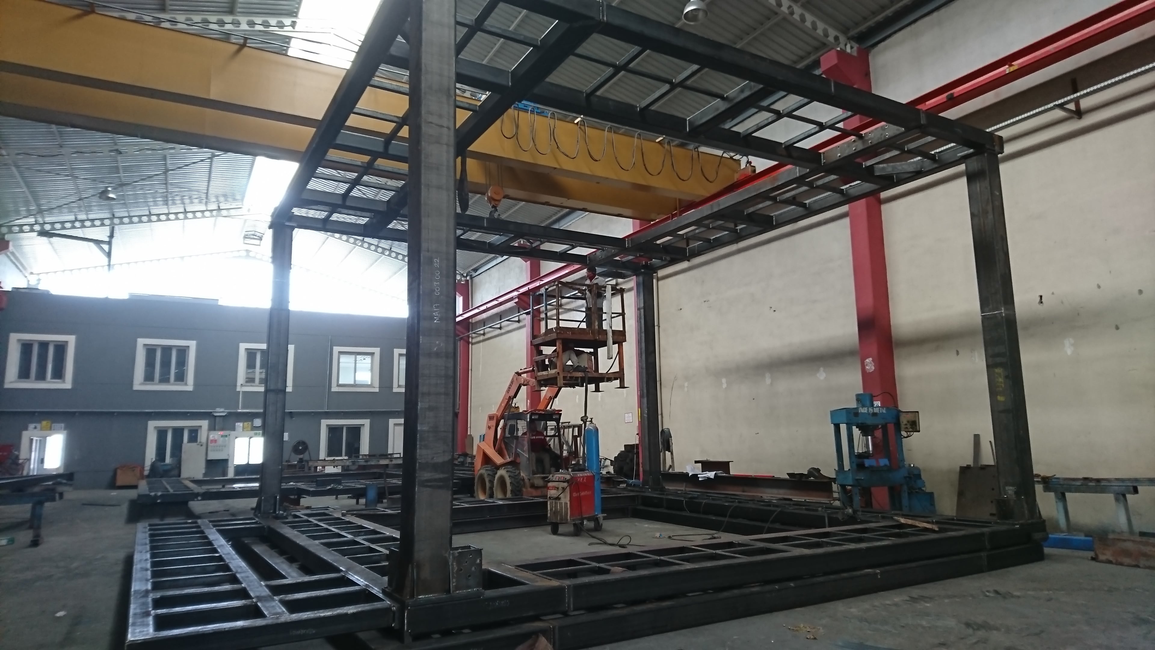 Adana İnce İş Metal Makine Montajı ve Konteyner İmalatı Hizmeti